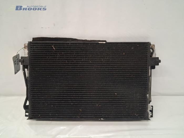 Gebruikte Airco Condensor Volvo V70 (GW/LW/LZ) 2.4 20V 140 Prijs € 35,00 Margeregeling aangeboden door Autobedrijf Brooks