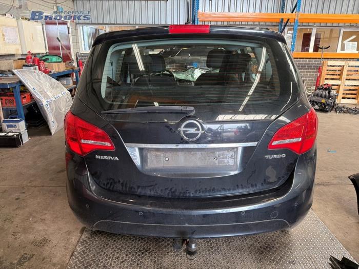 Gebruikte Tank element Pomp Opel Meriva (B) 1.4 Turbo 16V ecoFLEX Prijs € 30,00 Margeregeling aangeboden door Autobedrijf Brooks