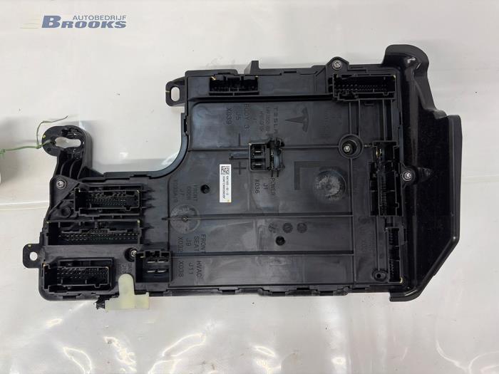 Module Bodycontrol Tesla Model 3, 2017 Long Range, Performance AWD, Sedan, 4Dr, Elektrisch, 366kW (498pk), 4x4, 3D3; 3D5, 2020-12 (Gebruikt)
