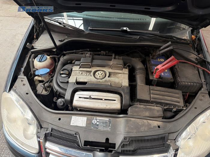 Gebruikte Dynamo Volkswagen Golf V Variant (1K5) 1.4 TSI 140 16V Prijs € 20,00 Margeregeling aangeboden door Autobedrijf Brooks