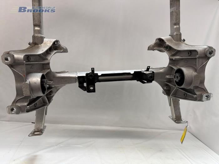 Subframe van een Audi e-tron Sportback (GEA) 55 2021