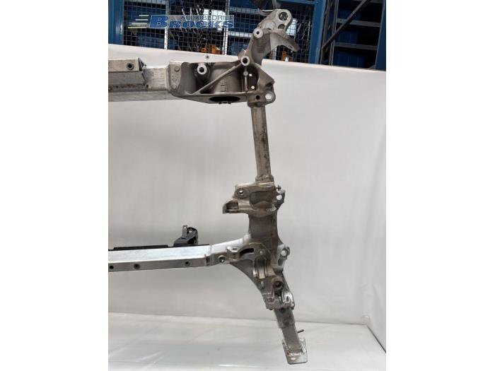 Subframe van een Audi e-tron Sportback (GEA) 55 2021