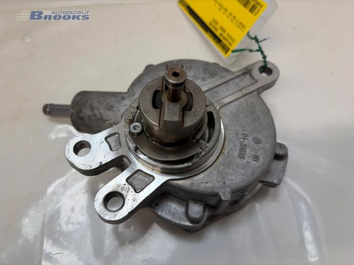Gebruikte Vacuumpomp (Benzine) Toyota Verso 1.6 16V VVT-i Prijs € 40,00 Margeregeling aangeboden door Autobedrijf Brooks