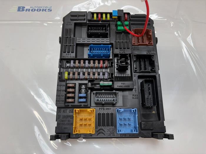 Gebruikte Computer Body Control Opel Crossland (X) 1.2 12V Prijs € 50,00 Margeregeling aangeboden door Autobedrijf Brooks