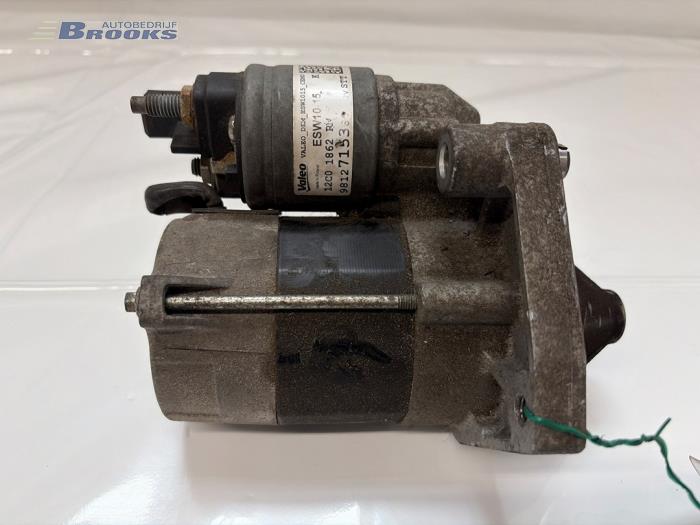 Gebruikte Startmotor Opel Crossland (X) 1.2 12V Prijs € 15,00 Margeregeling aangeboden door Autobedrijf Brooks