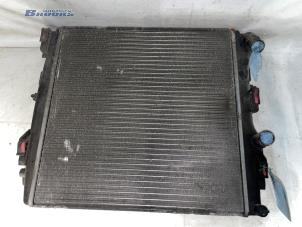 Gebruikte Radiateur Renault Kangoo Express (FC) 1.5 dCi 80 Prijs € 15,00 Margeregeling aangeboden door Autobedrijf Brooks