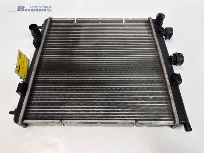 Gebruikte Radiateur Opel Crossland (X) 1.2 12V Prijs € 20,00 Margeregeling aangeboden door Autobedrijf Brooks