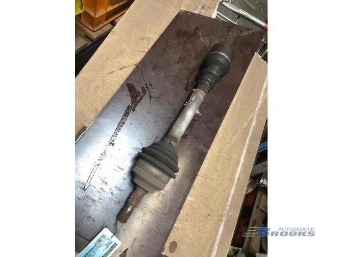 Gebruikte Steekas links-voor Citroen C5 I Berline (DC) 2.0 16V Prijs € 37,50 Margeregeling aangeboden door Autobedrijf Brooks