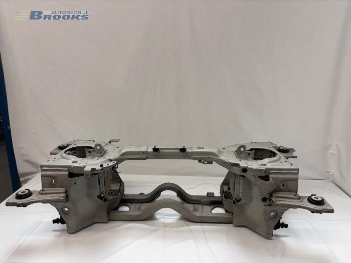 Usagé Subframe Peugeot 508 (F3/FB/FH/FP) 1.6 16V GT PureTech 225 Prix € 375,00 Règlement à la marge proposé par Autobedrijf Brooks