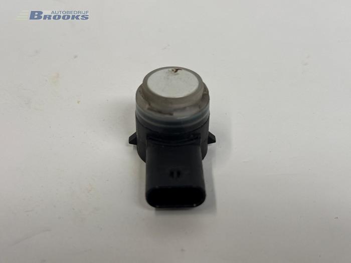Gebruikte PDC Sensor Peugeot 508 (F3/FB/FH/FP) 1.6 16V GT PureTech 225 Prijs € 10,00 Margeregeling aangeboden door Autobedrijf Brooks