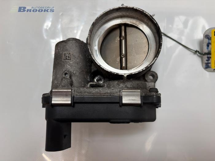 Gebruikte Gasklephuis Volkswagen Golf VII (AUA) 1.5 TSI Evo BMT 16V Prijs € 15,00 Margeregeling aangeboden door Autobedrijf Brooks