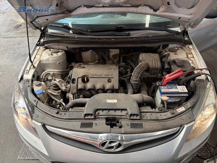 Gebruikte Pomp Airco Hyundai i30 Crosswagon (WWH) 1.4 CVVT 16V Prijs € 25,00 Margeregeling aangeboden door Autobedrijf Brooks