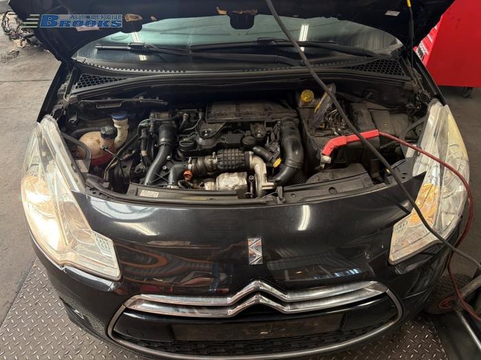 Gebruikte Radiateur Citroen DS3 (SA) 1.6 e-HDi Prijs € 25,00 Margeregeling aangeboden door Autobedrijf Brooks