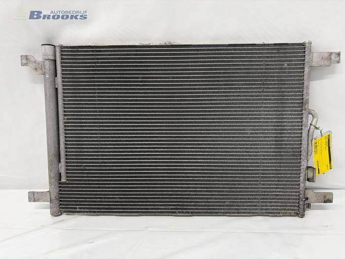 Gebruikte Airco Condensor Skoda Superb Combi (3V5) 2.0 TDI Prijs € 40,00 Margeregeling aangeboden door Autobedrijf Brooks