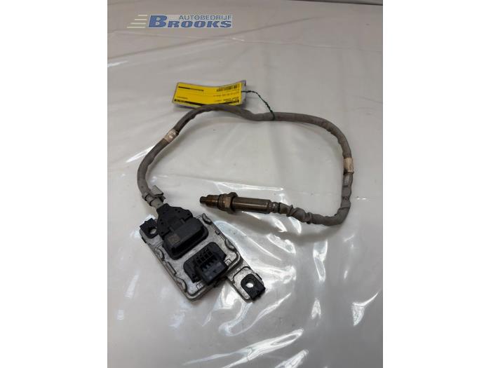 Gebruikte Nox sensor Skoda Superb Combi (3V5) 2.0 TDI Prijs € 150,00 Margeregeling aangeboden door Autobedrijf Brooks