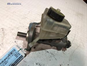 Gebruikte Rempomp Mercedes C (W203) 2.2 C-200 CDI 16V Prijs € 25,00 Margeregeling aangeboden door Autobedrijf Brooks