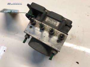 Gebruikte ABS Pomp Dacia Sandero I (BS) 1.6 Prijs € 62,50 Margeregeling aangeboden door Autobedrijf Brooks