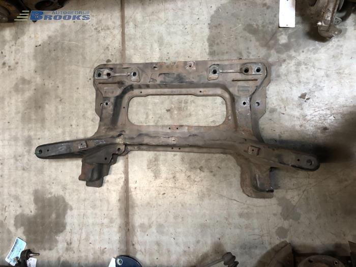 Gebruikte Subframe Citroen Xsara Picasso (CH) 2.0 HDi 90 Prijs € 25,00 Margeregeling aangeboden door Autobedrijf Brooks