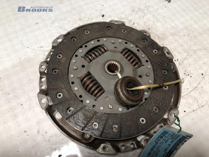 Gebruikte Koppelingsset (compleet) Citroen Xsara Picasso (CH) 2.0 HDi 90 Prijs € 37,50 Margeregeling aangeboden door Autobedrijf Brooks
