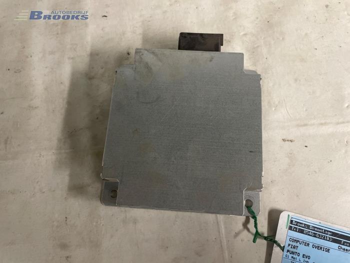 Gebruikte Computer Diversen Fiat Punto Evo (199) 1.3 JTD Multijet 85 16V Prijs € 37,50 Margeregeling aangeboden door Autobedrijf Brooks
