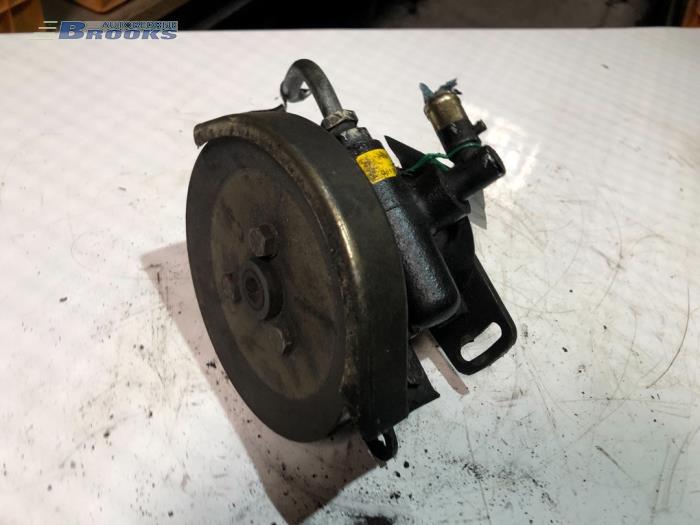 Gebruikte Servopomp Alfa Romeo 146 (930B) 1.9 TD Prijs € 15,00 Margeregeling aangeboden door Autobedrijf Brooks