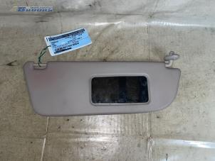 Gebruikte Zonneklep Opel Corsa B (73/78/79) 1.2i 16V Prijs € 5,00 Margeregeling aangeboden door Autobedrijf Brooks