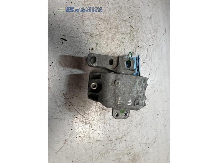 Gebruikte Motorsteun Seat Toledo (1M2) 1.8 20V Prijs € 15,00 Margeregeling aangeboden door Autobedrijf Brooks
