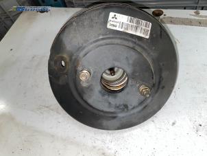 Gebruikte Rembekrachtiger Mitsubishi Colt (Z2/Z3) 1.3 16V Prijs € 30,00 Margeregeling aangeboden door Autobedrijf Brooks