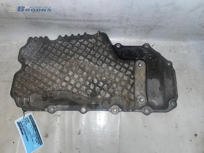 Carterpan van een Chrysler PT Cruiser 2.0 16V 2000