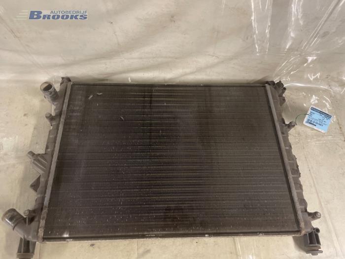 Gebruikte Radiateur Renault Laguna I (B56) 1.8 Prijs € 15,00 Margeregeling aangeboden door Autobedrijf Brooks