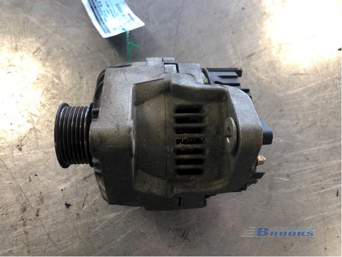 Gebruikte Dynamo Volvo V40 (VW) 1.9 TD Prijs € 15,00 Margeregeling aangeboden door Autobedrijf Brooks