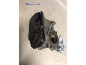 Gebruikte Gasklephuis Renault Clio III (BR/CR) 1.2 16V TCe 100 Prijs € 37,50 Margeregeling aangeboden door Autobedrijf Brooks