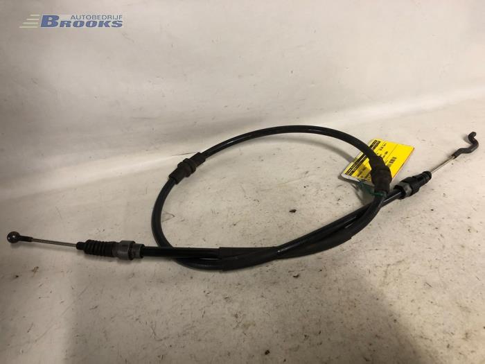 Gebruikte Handrem Kabel Volkswagen Transporter Prijs € 10,00 Margeregeling aangeboden door Autobedrijf Brooks