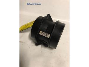 Gebruikte Luchtmassameter Landrover Discovery II 2.5 Td5 Prijs € 125,00 Margeregeling aangeboden door Autobedrijf Brooks