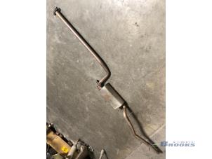 Gebruikte Uitlaat Einddemper Volvo S40 (MS) 1.6 D 16V Prijs € 37,50 Margeregeling aangeboden door Autobedrijf Brooks