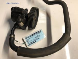 Gebruikte Pomp Servo Peugeot Boxer (230P) 2.5TD di 12V Prijs € 15,00 Margeregeling aangeboden door Autobedrijf Brooks