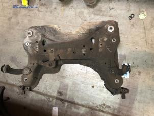 Gebruikte Subframe Renault Laguna II Grandtour (KG) 1.9 dCi 100 Prijs € 22,50 Margeregeling aangeboden door Autobedrijf Brooks