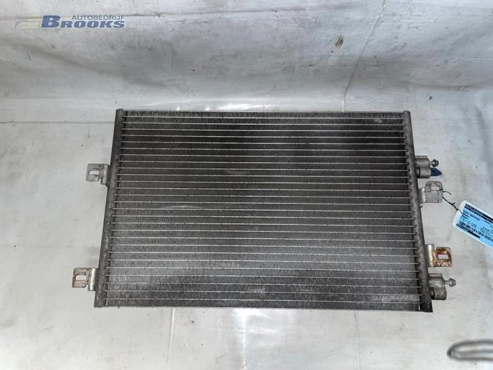 Gebruikte Radiateur Airco Renault Kangoo Express (FC) 1.5 dCi 65 Prijs € 37,50 Margeregeling aangeboden door Autobedrijf Brooks
