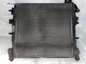 Gebruikte Radiateur Renault Kangoo Express (FC) 1.5 dCi 65 Prijs € 15,00 Margeregeling aangeboden door Autobedrijf Brooks