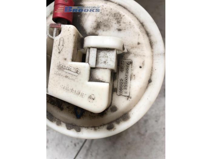 Brandstofpomp Elektrisch van een Renault Megane Scénic (JA) 1.6 RT 1997