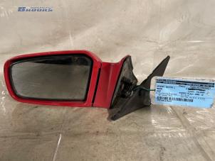 Gebruikte Spiegel Buiten links Mazda 323 F (BG14) 1.6i 16V Prijs € 10,00 Margeregeling aangeboden door Autobedrijf Brooks
