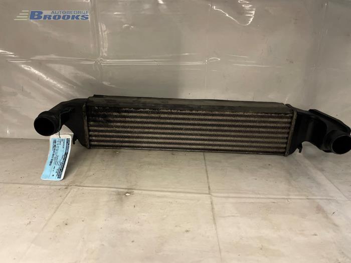 Gebruikte Intercooler BMW 3 serie (E46/4) 320d 16V Prijs € 37,50 Margeregeling aangeboden door Autobedrijf Brooks
