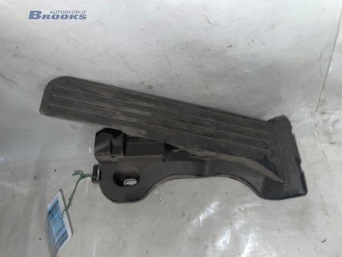 Gebruikte Sensor Gaspedaalpositie Volkswagen Golf V (1K1) 1.4 TSI 140 16V Prijs € 37,50 Margeregeling aangeboden door Autobedrijf Brooks