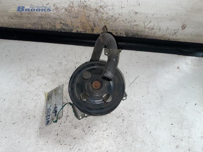 Gebruikte Stuurpomp Ford Mondeo IV 2.0 TDCi 140 16V Prijs € 30,00 Margeregeling aangeboden door Autobedrijf Brooks