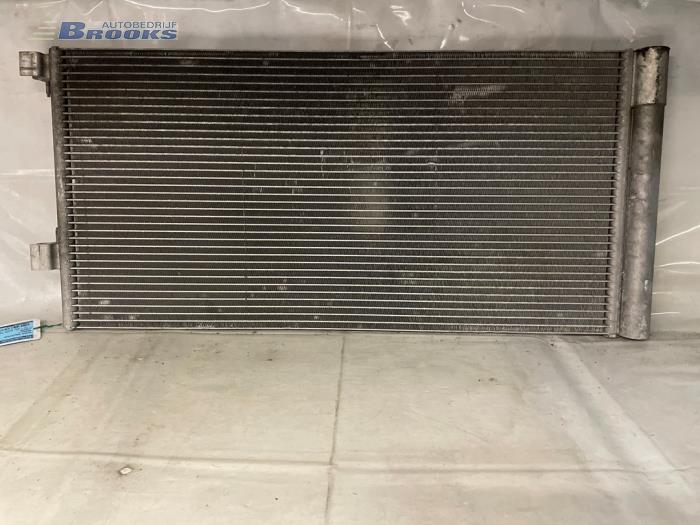Gebruikte Radiateur Airco Renault Laguna III Estate (KT) 2.0 dCi 16V 150 Prijs € 50,00 Margeregeling aangeboden door Autobedrijf Brooks