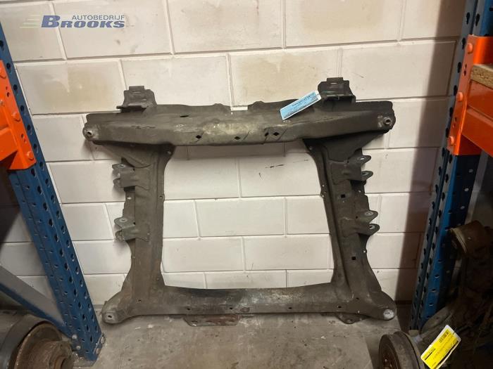 Gebruikte Subframe Renault Kangoo Express (FC) 1.5 dCi 68 Prijs € 20,00 Margeregeling aangeboden door Autobedrijf Brooks