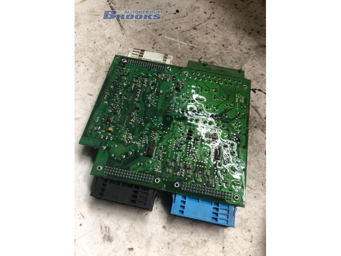 Computer Diversen van een MINI Mini Cooper S (R53) 1.6 16V 2006