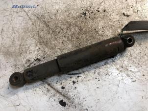 Gebruikte Schokdemper rechts-achter Daewoo Matiz Prijs € 10,00 Margeregeling aangeboden door Autobedrijf Brooks