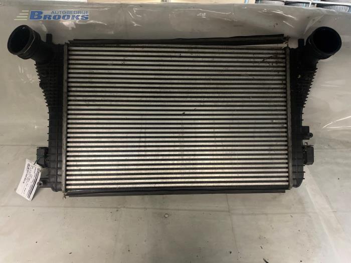 Gebruikte Intercooler Volkswagen Touran (1T1/T2) 1.9 TDI 105 Prijs € 37,50 Margeregeling aangeboden door Autobedrijf Brooks