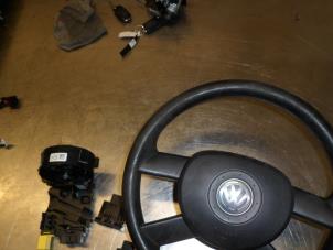 Gebruikte Airbag Set + Module Volkswagen Touran (1T1/T2) 1.9 TDI 105 Prijs op aanvraag aangeboden door Autobedrijf Brooks